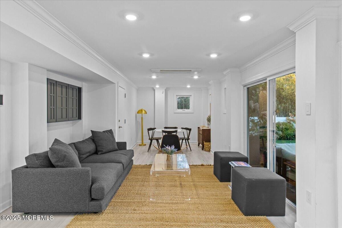 Dining room, Interior, Living room, Recessed Lighting