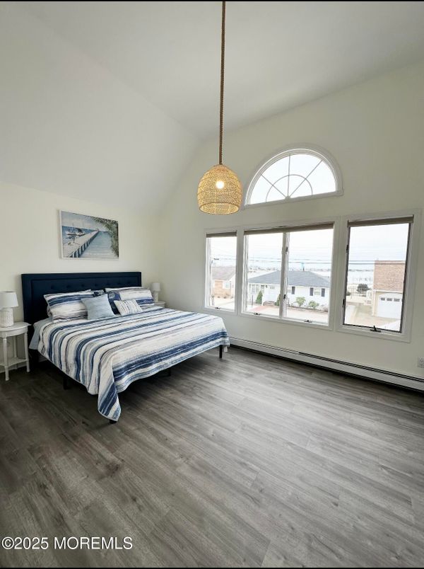 Bedroom, Interior, Pendant Lights, Water, Wood Texture Flooring