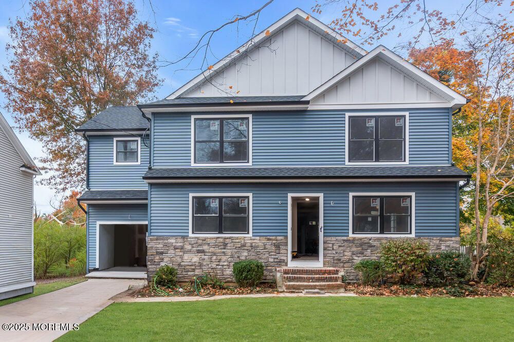 Exterior, Facade, Farmhouse