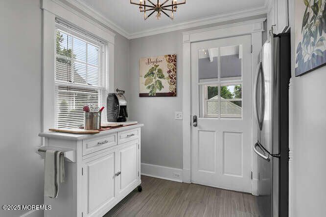 Chandelier, Interior, Kitchen, Pendant Lights, Wood Texture Flooring