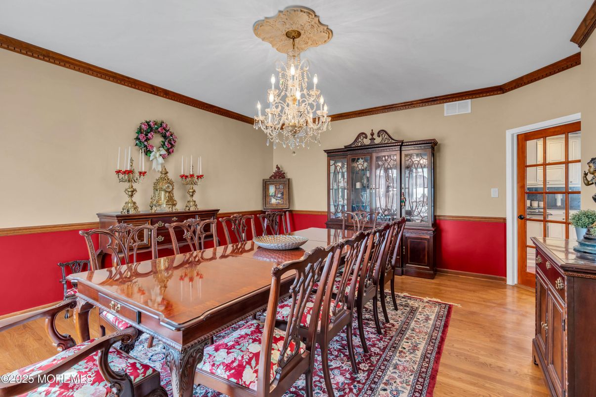 Chandelier, Dining room, Interior, Wood Texture Flooring