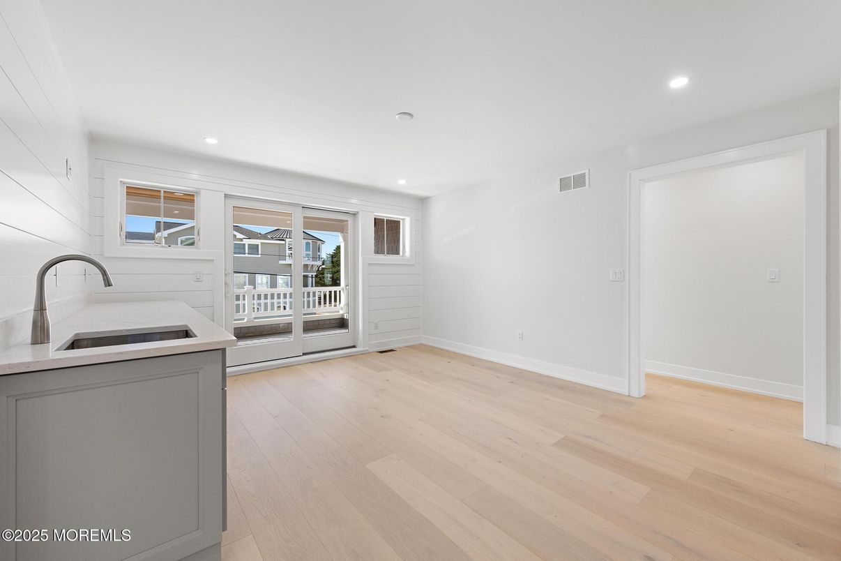 Empty room, Interior, Kitchen, Recessed Lighting, Wood Texture Flooring