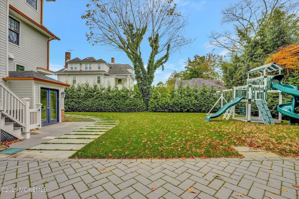 Backyard, Exterior, Playground