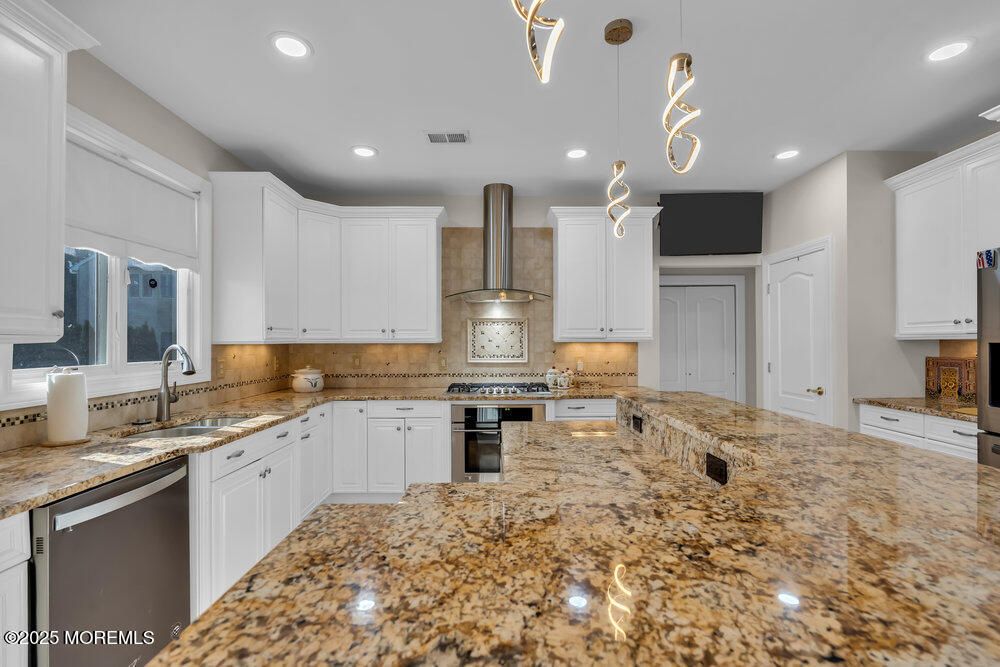 Interior, Kitchen, Pendant Lights, Recessed Lighting, Stainless Steel Appliances