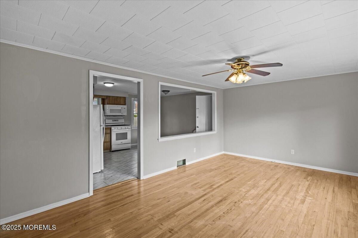 Empty room, Interior, Kitchen, Wood Texture Flooring