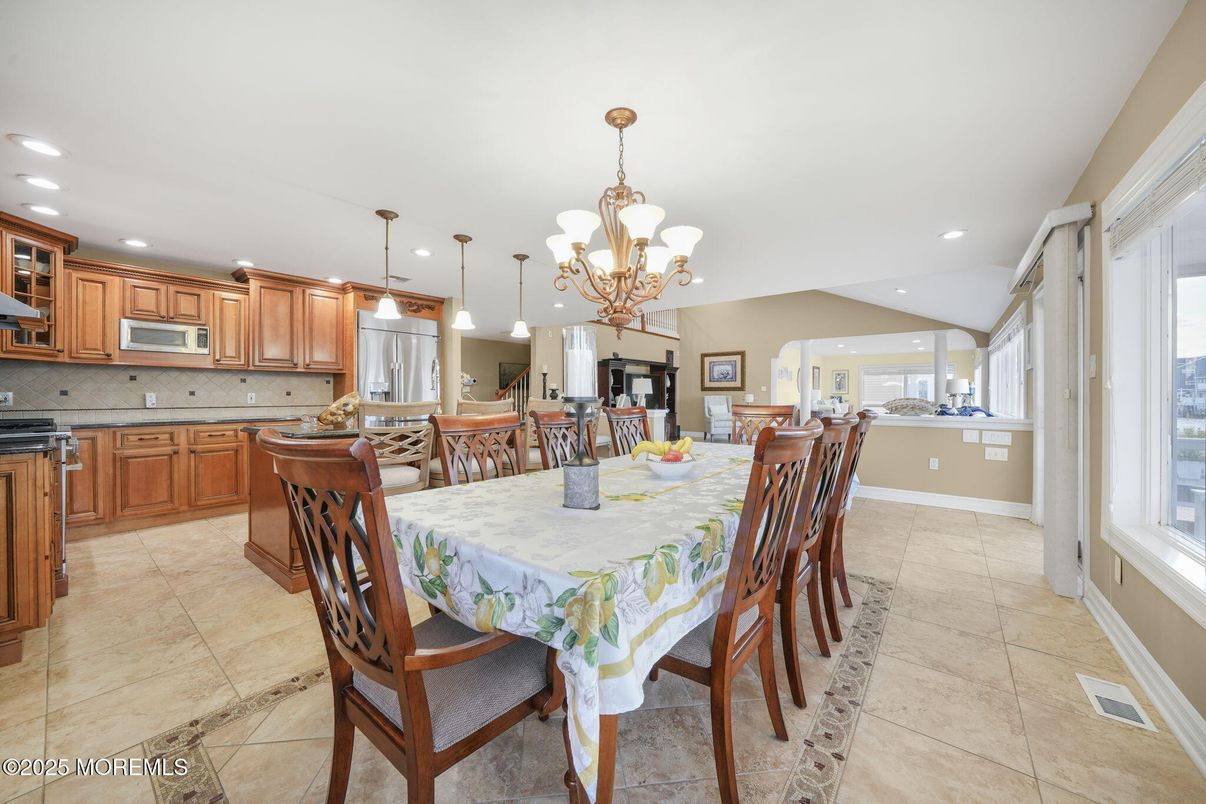 Chandelier, Dining room, Interior, Kitchen, Pendant Lights, Recessed Lighting