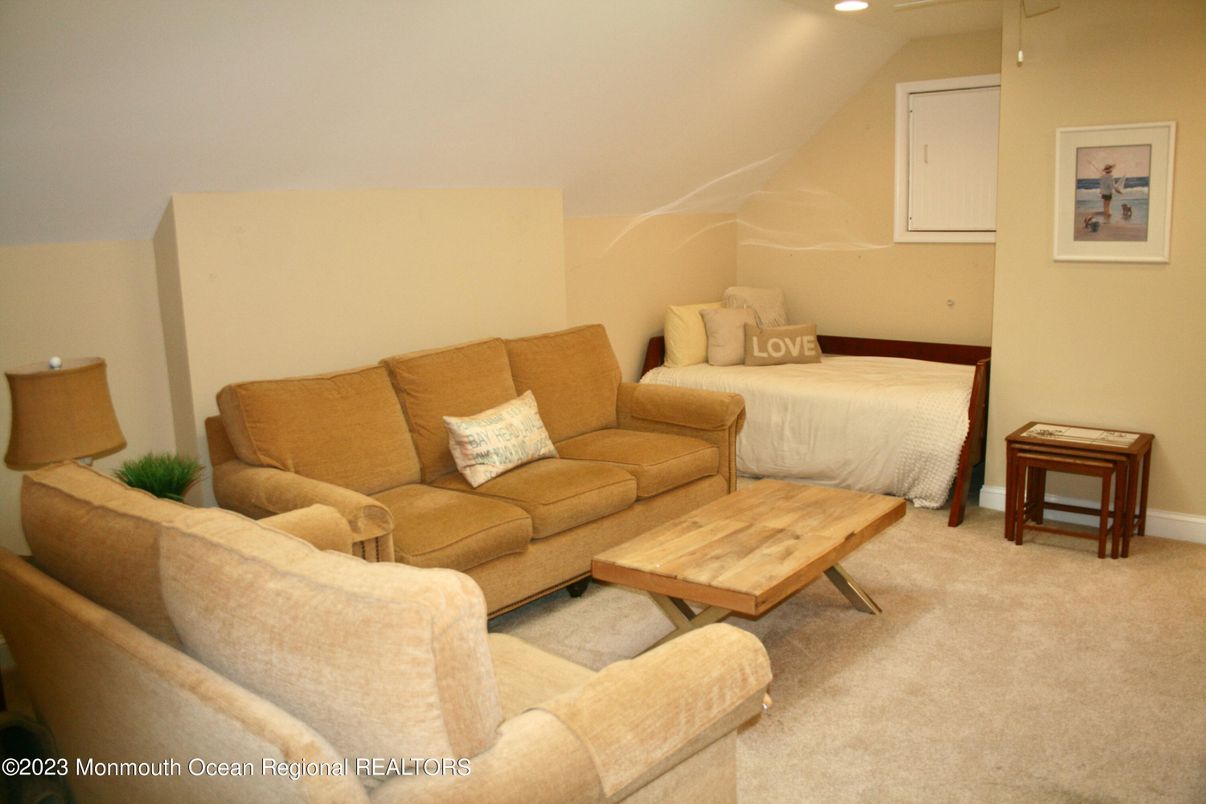 Bedroom, Interior, Living room, Recessed Lighting