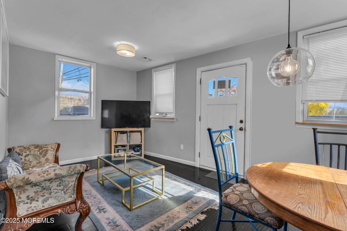 Dining room, Interior, Pendant Lights