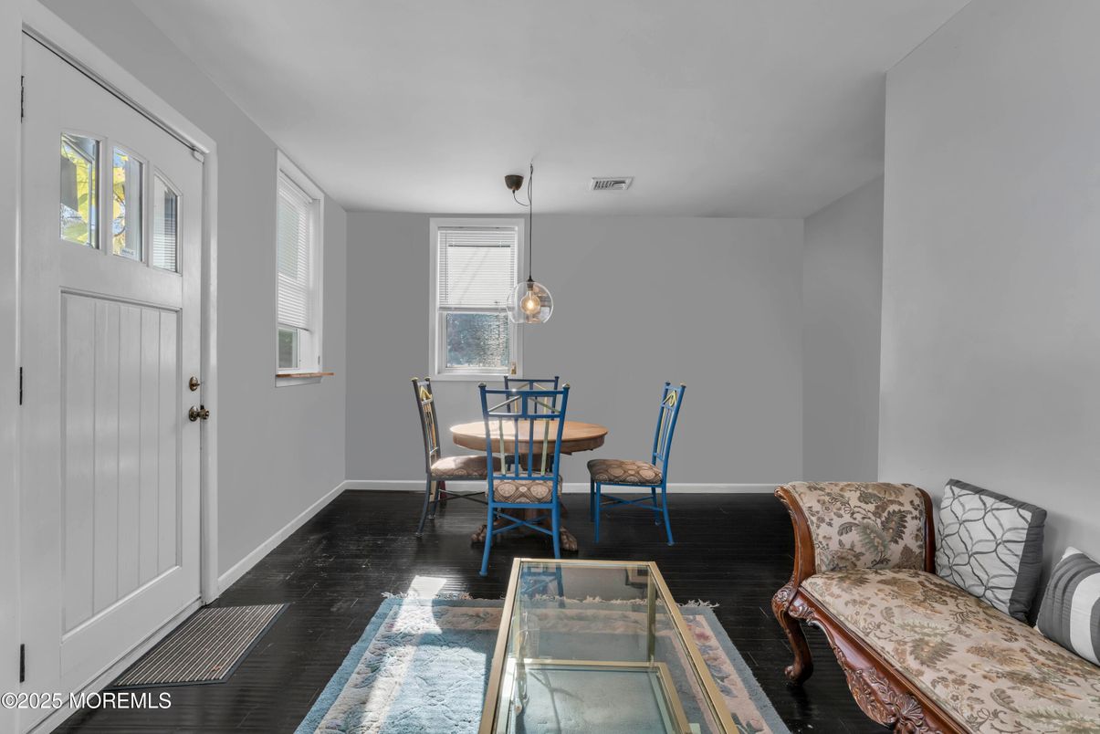 Dining room, Interior