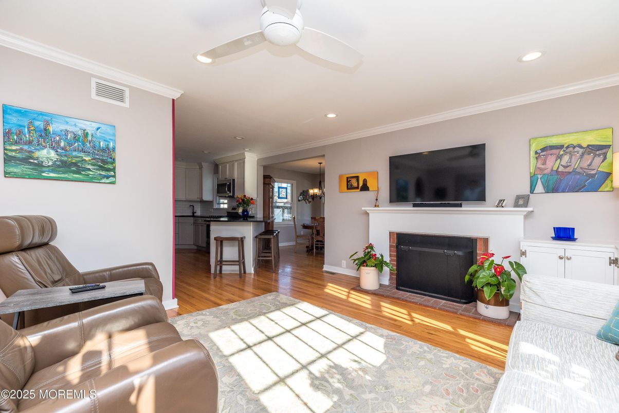 Fireplace, Interior, Kitchen, Living room, Recessed Lighting, Wood Texture Flooring