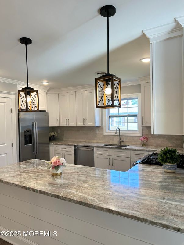 Interior, Kitchen, Pendant Lights, Recessed Lighting