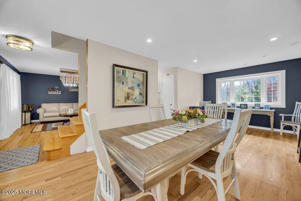 Chandelier, Dining room, Interior, Living room, Recessed Lighting, Wood Texture Flooring