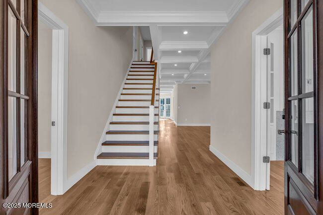 Interior, Recessed Lighting, Wood Texture Flooring