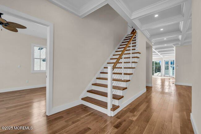 Interior, Recessed Lighting, Wood Texture Flooring