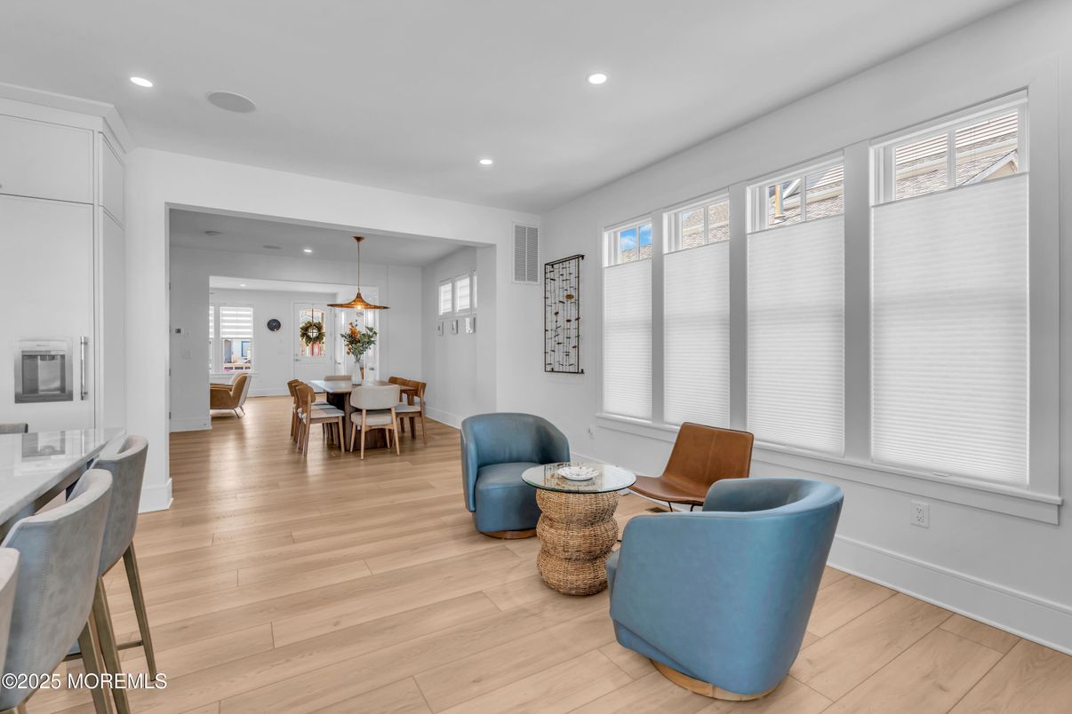 Dining room, Interior, Pendant Lights, Recessed Lighting, Wood Texture Flooring
