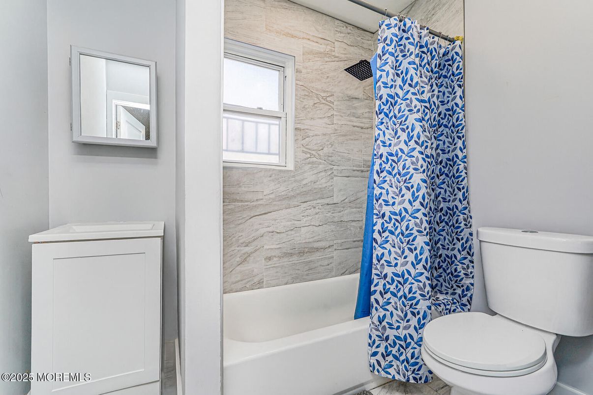 Bathroom, Interior, Marble Walls