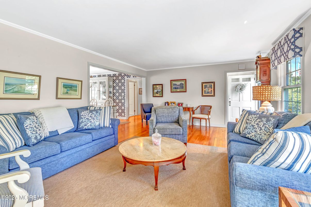 Dining room, Interior, Living room, Wood Texture Flooring