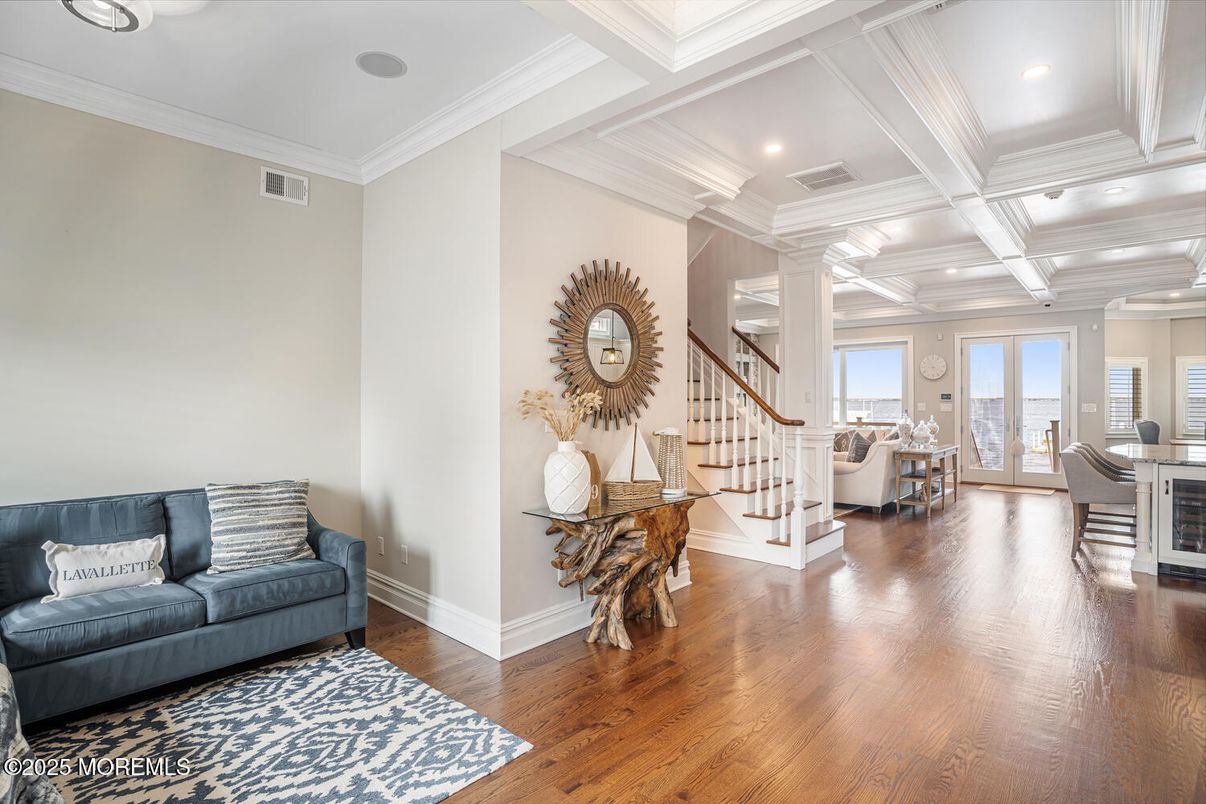 Dining room, Interior, Living room, Recessed Lighting, Wood Texture Flooring