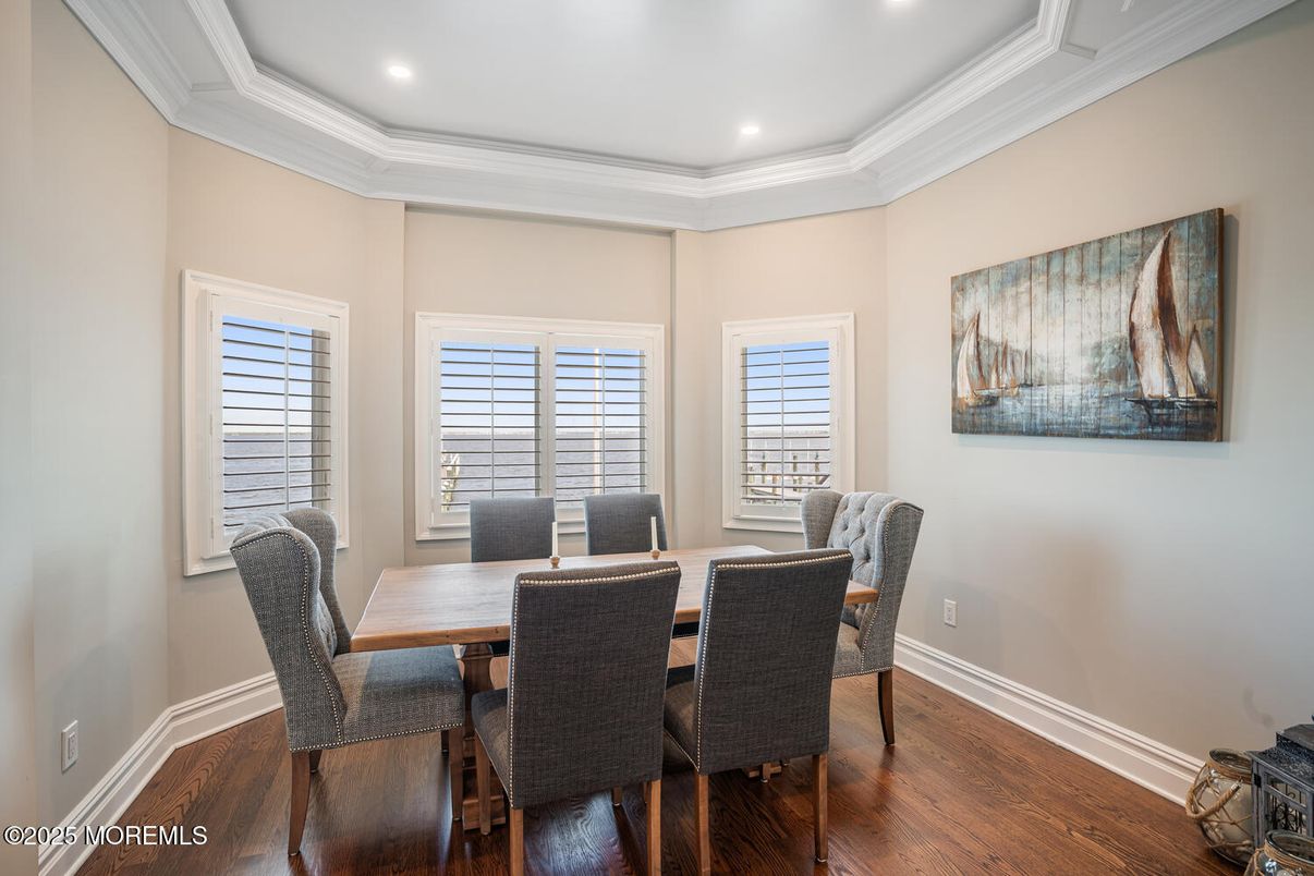Dining room, Interior, Recessed Lighting, Wood Texture Flooring