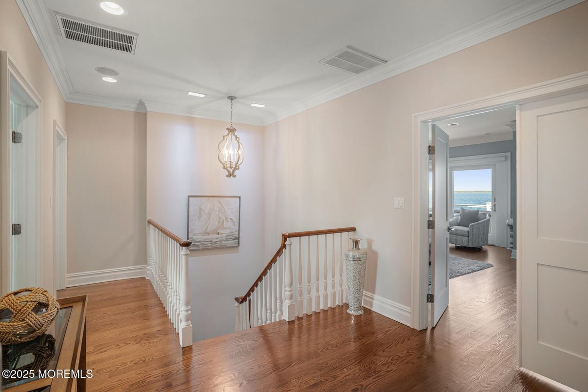 Interior, Pendant Lights, Recessed Lighting, Water, Wood Texture Flooring