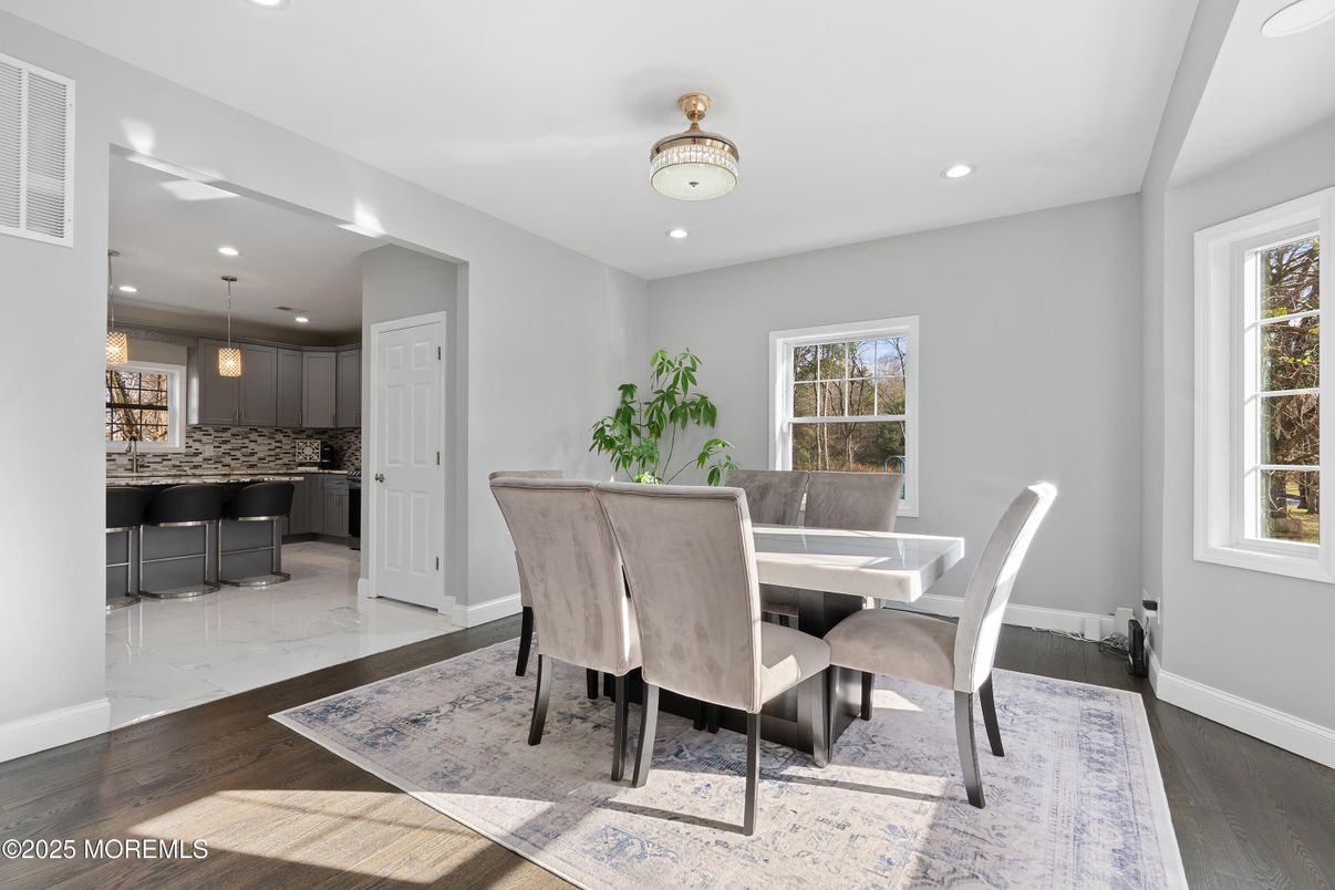 Dining room, Interior, Kitchen, Recessed Lighting, Wood Texture Flooring