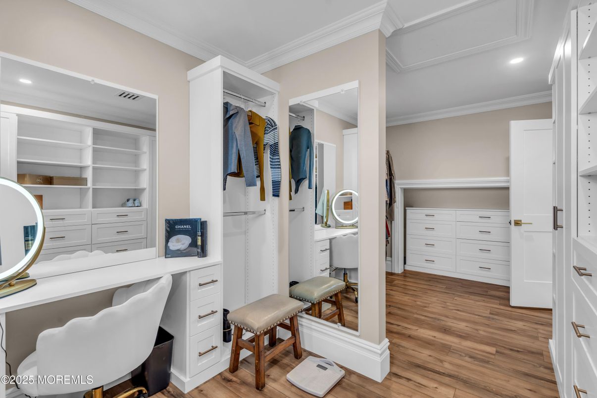 Interior, Recessed Lighting, Walk-in Closets, Wood Texture Flooring