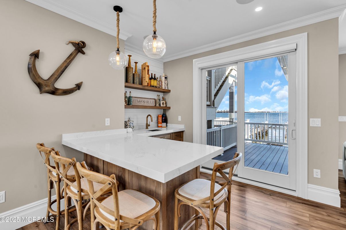 Interior, Pendant Lights, Recessed Lighting, Water, Wood Texture Flooring