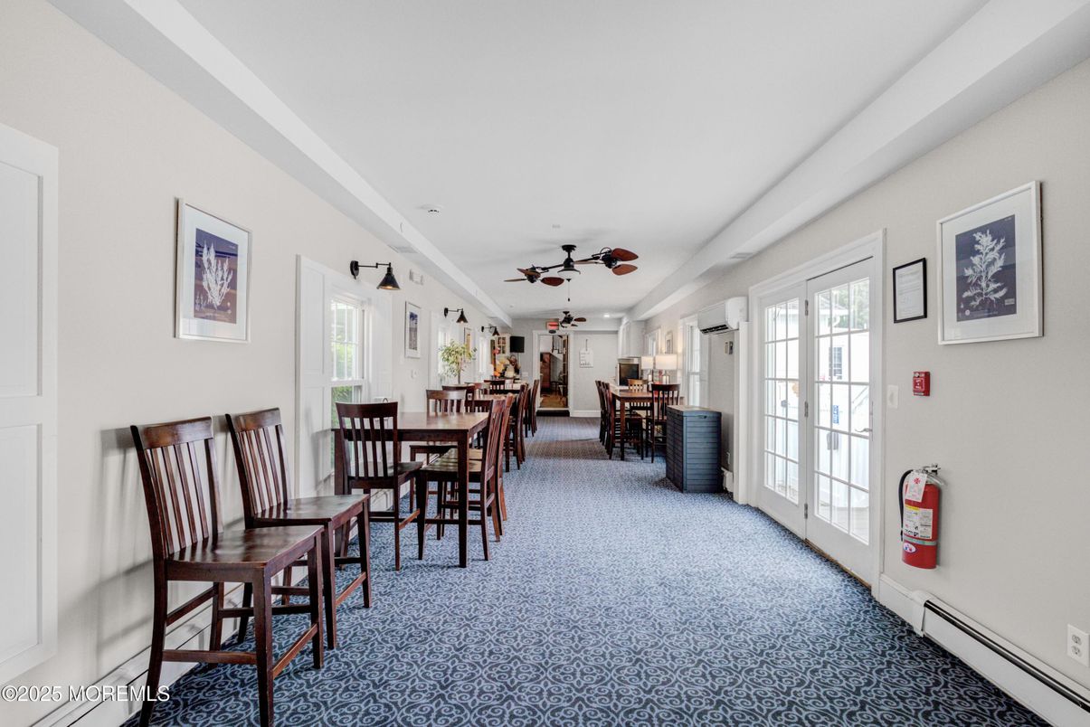 Dining room, Interior