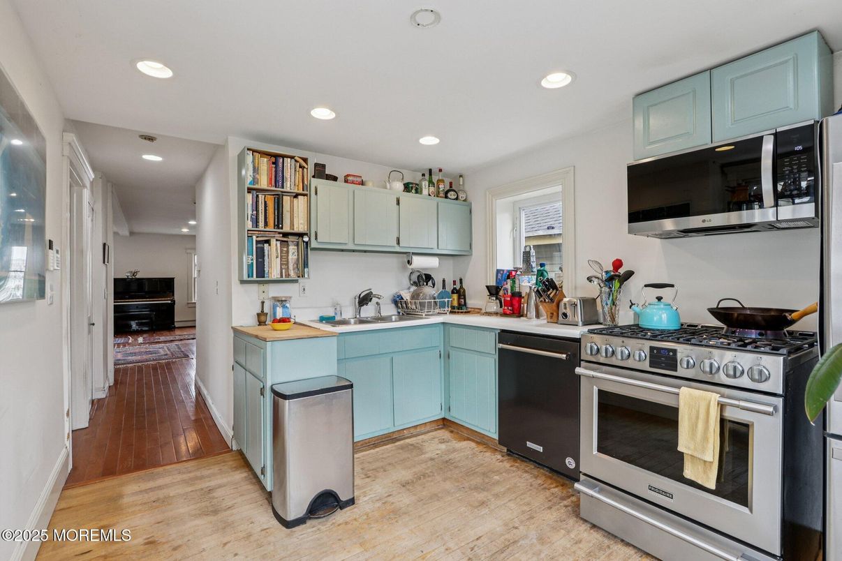 Interior, Kitchen, Recessed Lighting, Stainless Steel Appliances, Wood Texture Flooring