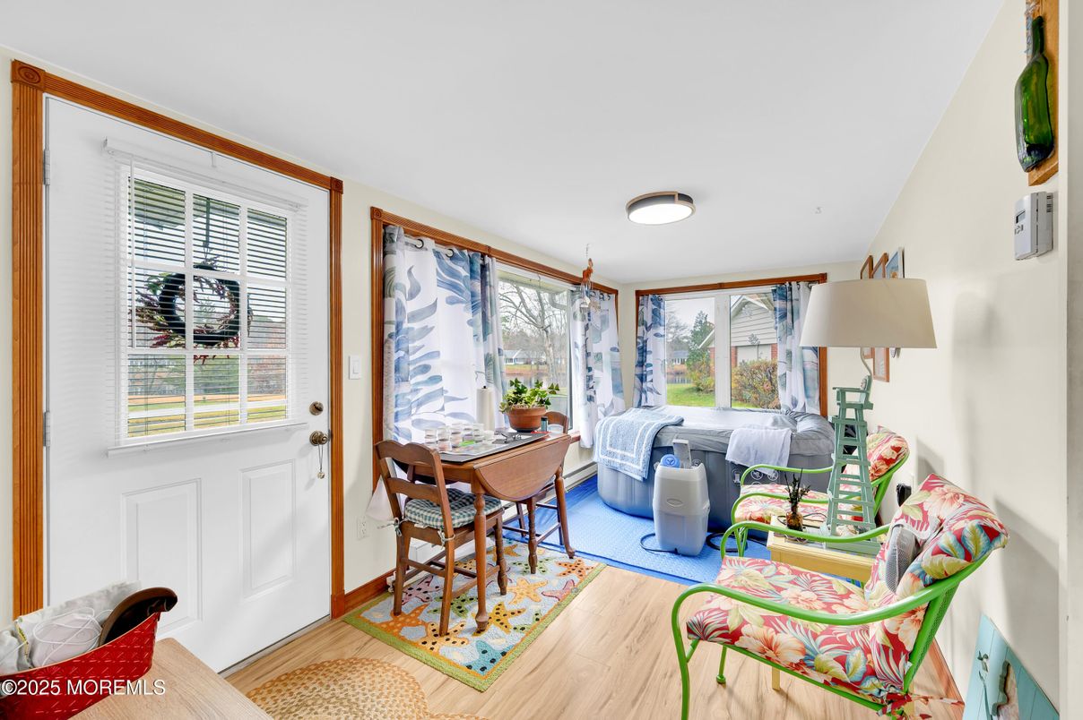 Dining room, Interior, Wood Texture Flooring