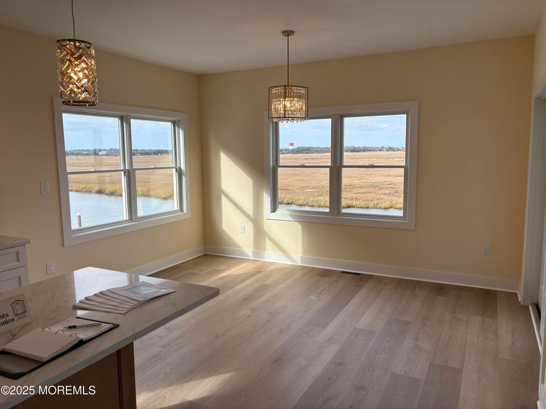 Empty room, Interior, Pendant Lights, Wood Texture Flooring