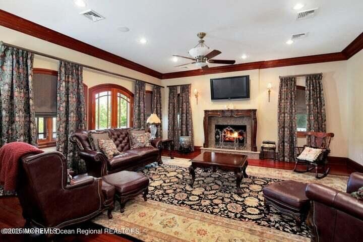 Fireplace, Interior, Living room, Recessed Lighting