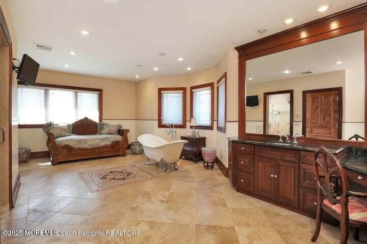 Bathroom, Dual Sink Vanities, Free Standing Baths, Interior, Recessed Lighting