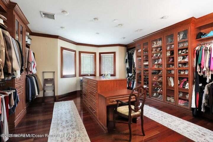 Home Office, Interior, Recessed Lighting, Walk-in Closets, Wood Texture Flooring