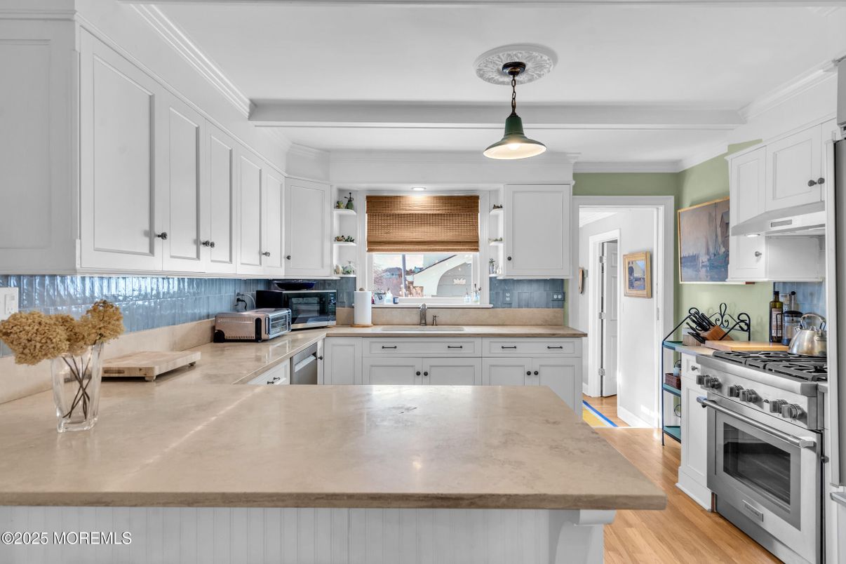 Interior, Kitchen, Pendant Lights, Stainless Steel Appliances, Wood Texture Flooring