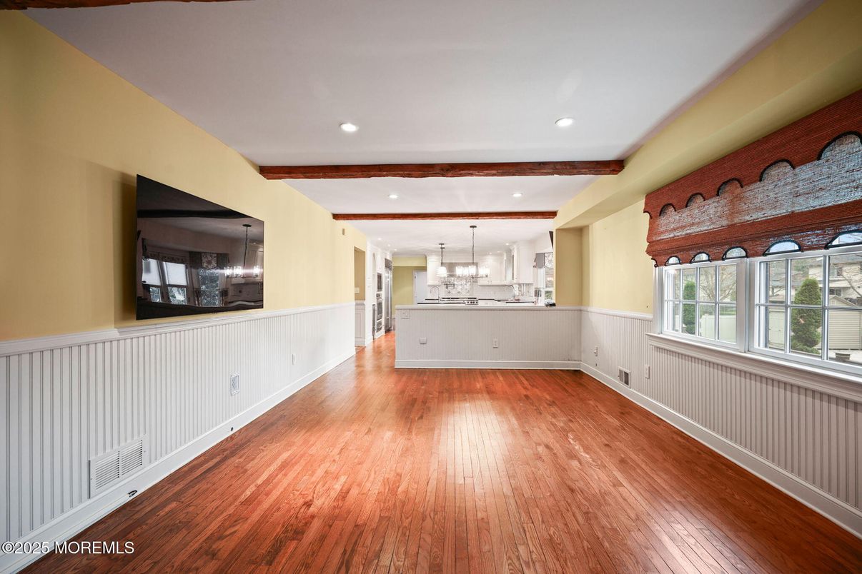 Chandelier, Interior, Recessed Lighting, Wood Texture Flooring