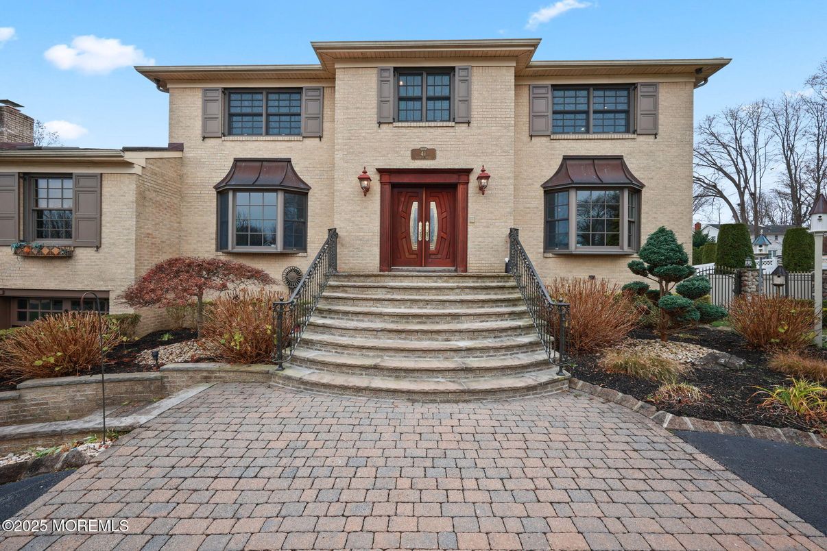 Exterior, Facade, Brick Facade, French Provincial