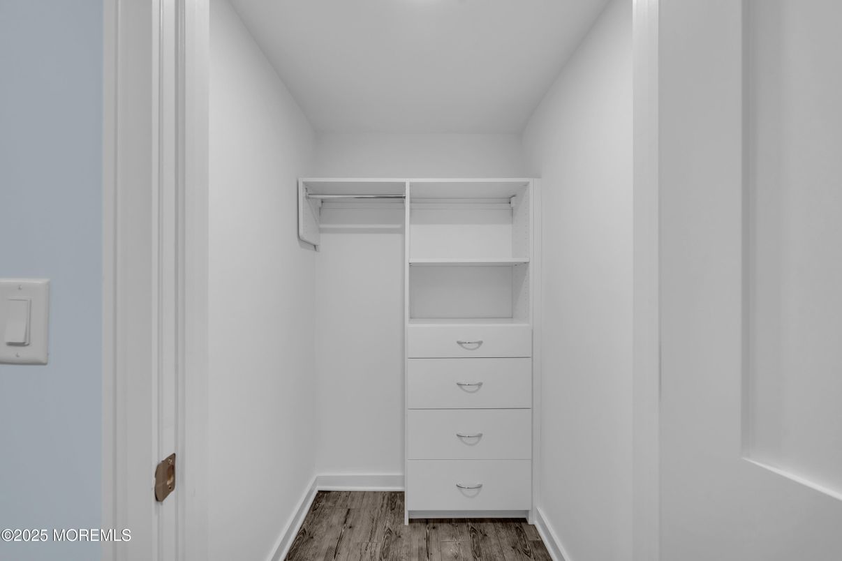 Interior, Recessed Lighting, Walk-in Closets