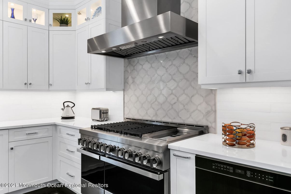 Interior, Kitchen, Stainless Steel Appliances
