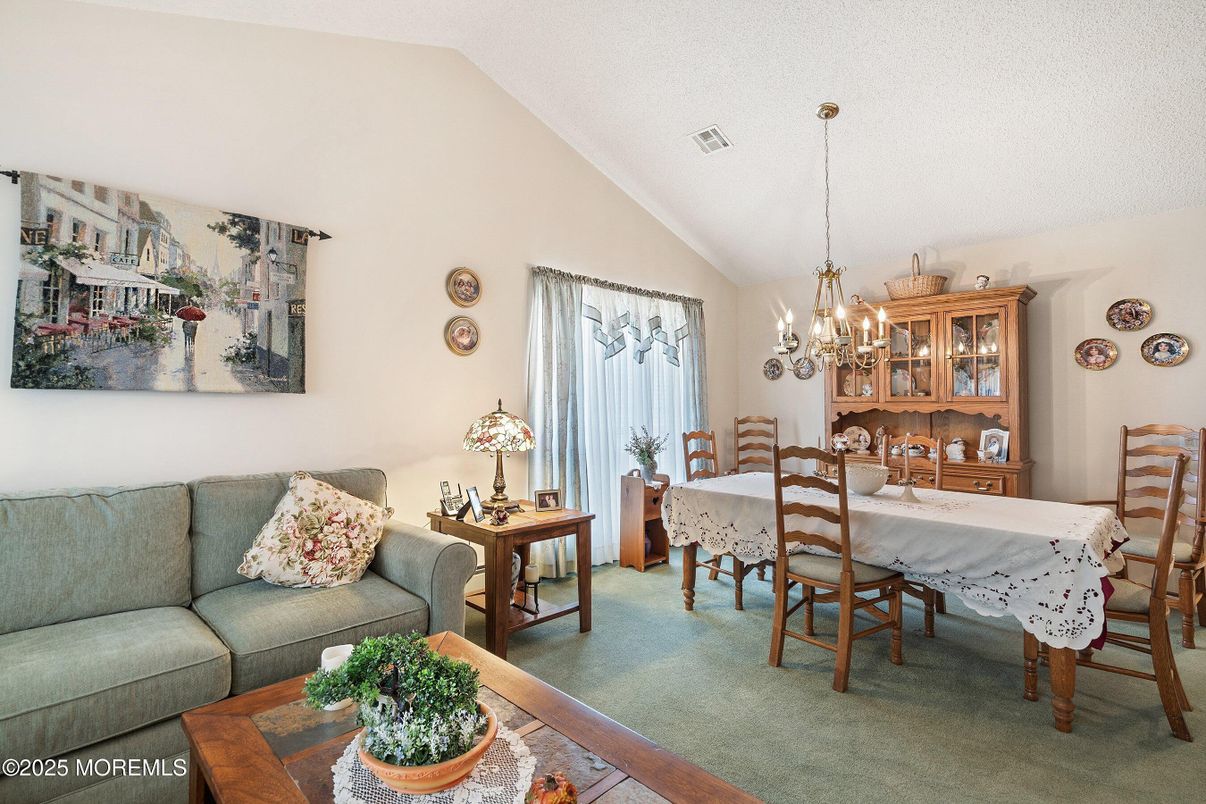 Chandelier, Dining room, Interior
