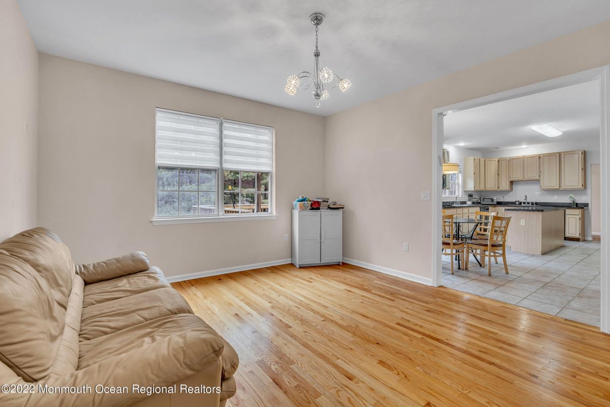 Dining room, Interior, Kitchen, Pendant Lights, Wood Texture Flooring