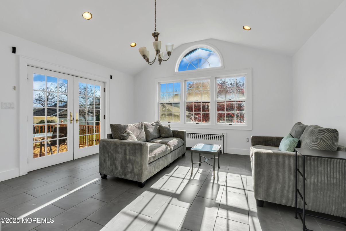 Chandelier, Interior, Living room, Recessed Lighting