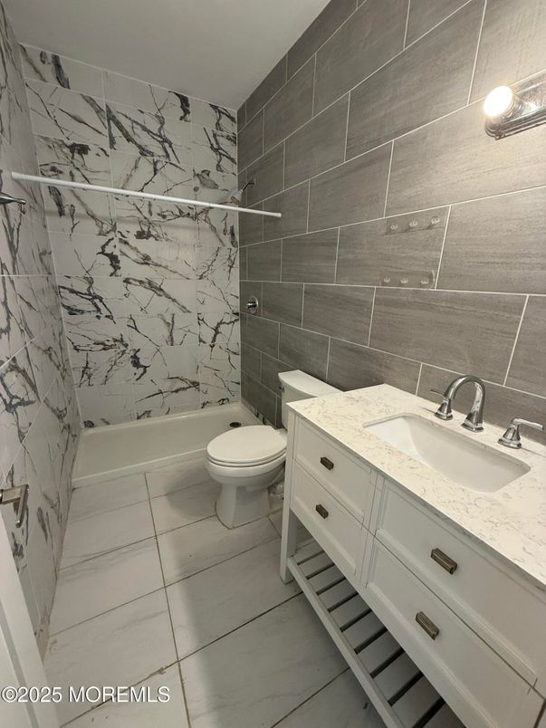 Bathroom, Interior, Marble Walls