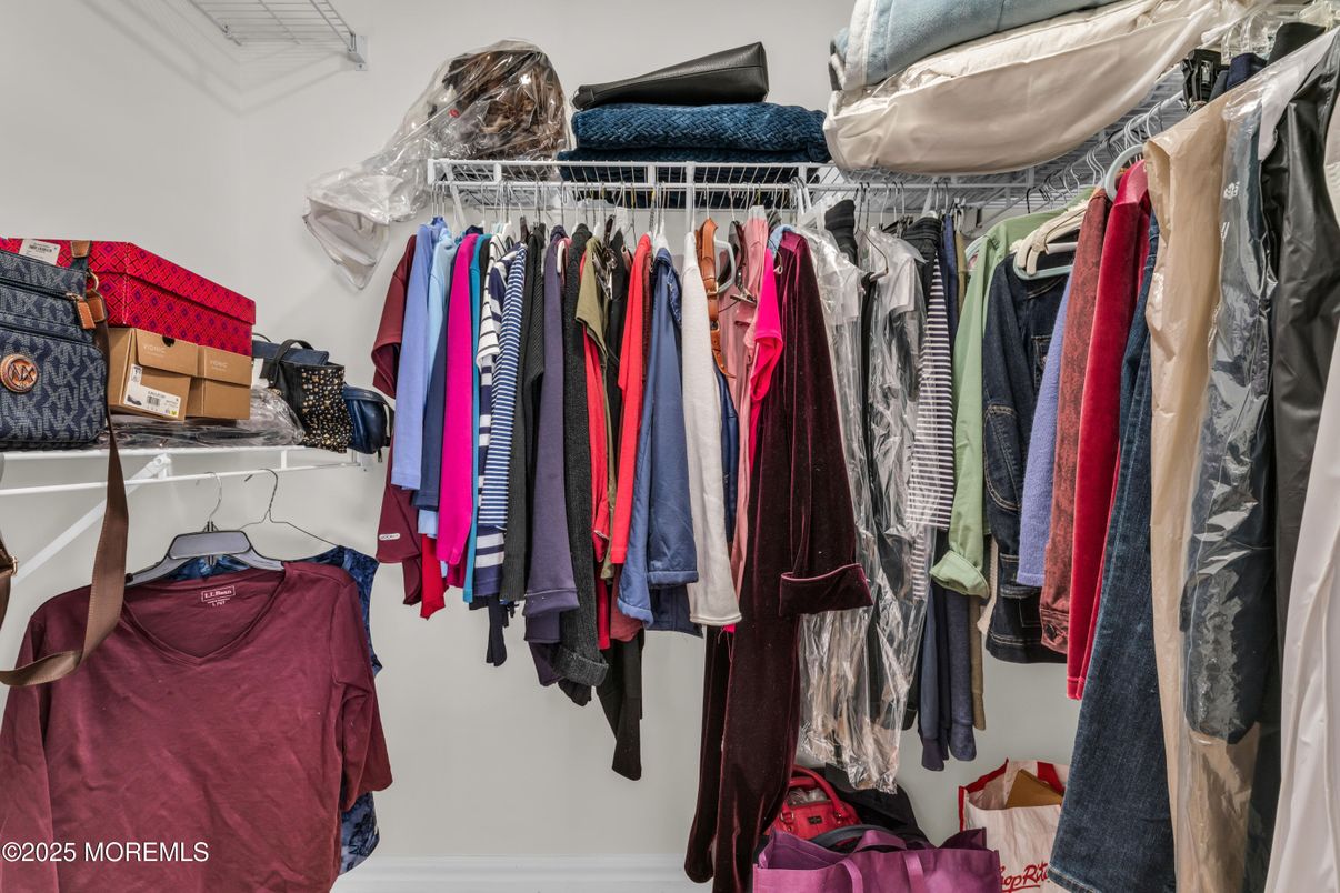 Interior, Walk-in Closets