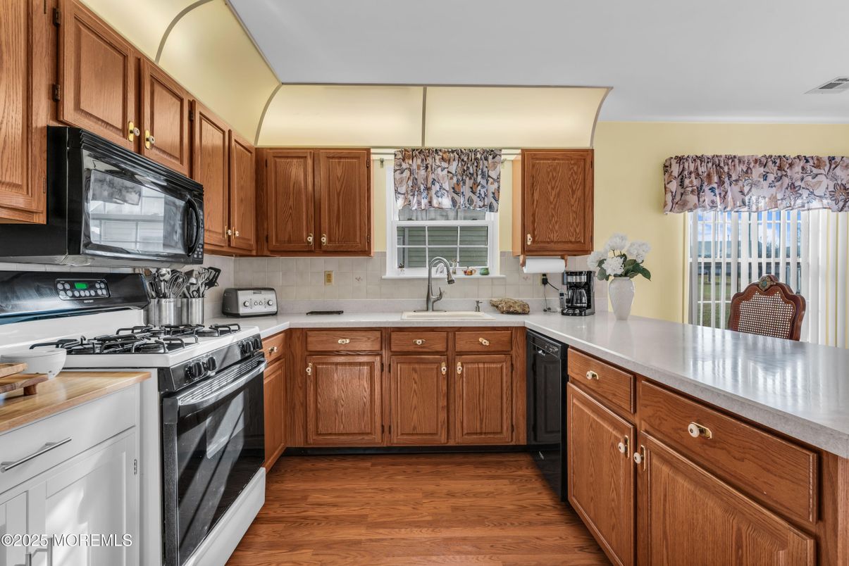 Interior, Kitchen, Wood Texture Flooring
