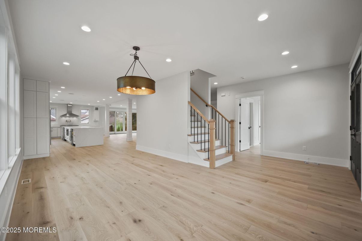Empty room, Interior, Pendant Lights, Recessed Lighting, Wood Texture Flooring