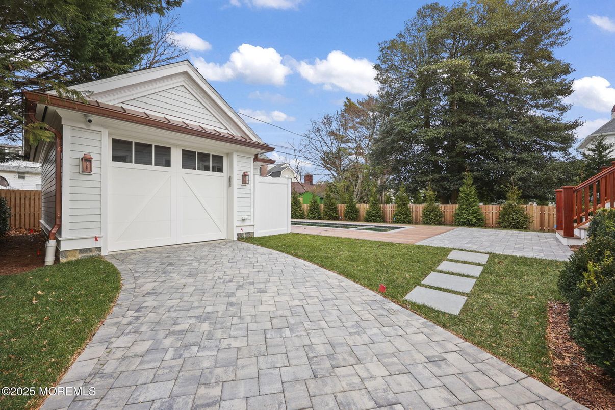 Backyard, Detached Garage, Exterior