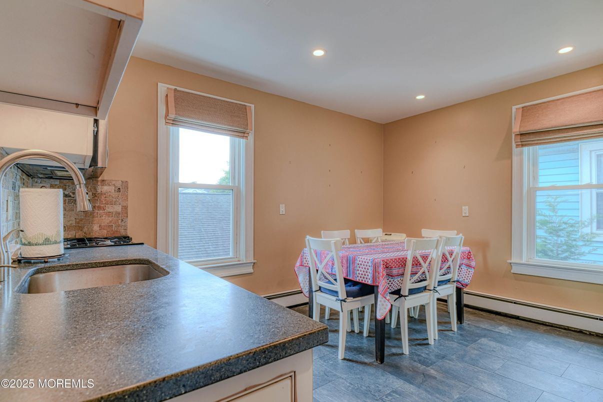 Dining room, Interior, Recessed Lighting, Wood Texture Flooring