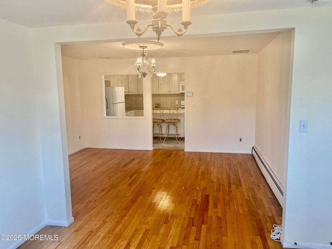 Chandelier, Empty room, Interior, Wood Texture Flooring