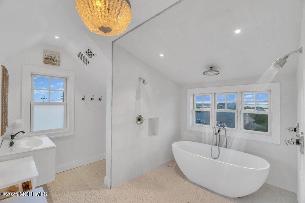 Bathroom, Chandelier, Free Standing Baths, Interior, Recessed Lighting